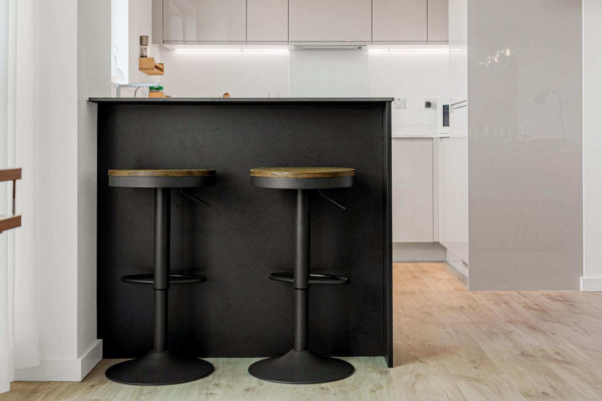 Magnificent New Cross 2br Penthouse With Balcony And Views